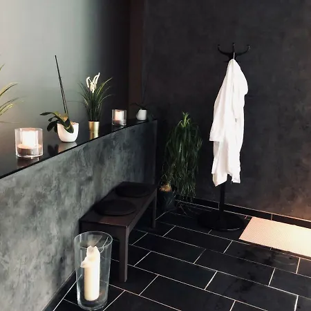 Ξενοδοχείο Lake's - My 4*